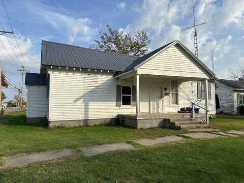 614 6th Street, Carmi, IL 62821