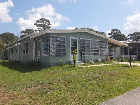 1013 Larkfield Dr, Deland, FL 32724