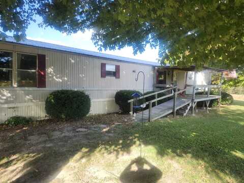 200 Meadows Mckinney Rd, Greensburg, KY 42743