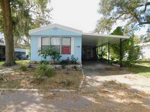 3801 Oakcrest Lane, Zephyrhills, FL 33541