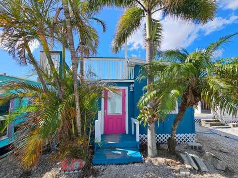 4450 Pine Island Rd NW, Matlacha, FL 33993