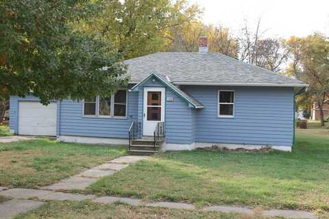 405 W Minnesota Ave, George, IA 51237