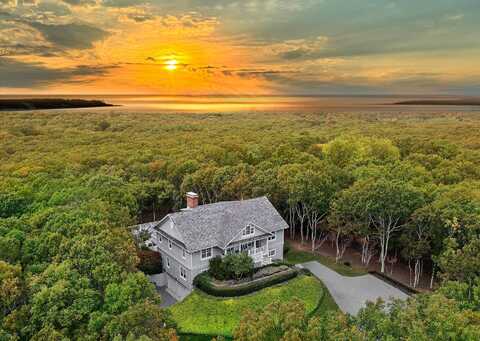 7 Fourteen Hills Court, Sag Harbor, NY 11963