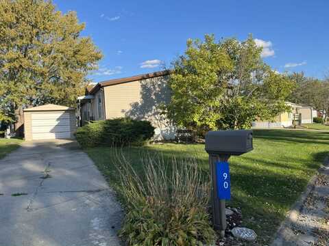 90 Robin Road, Beecher, IL 60401