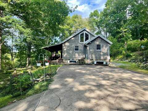 4615 Sunnyside Rd, Pennsboro, WV 26415