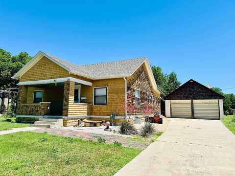 411 S 2nd St, Lincoln, KS 67455