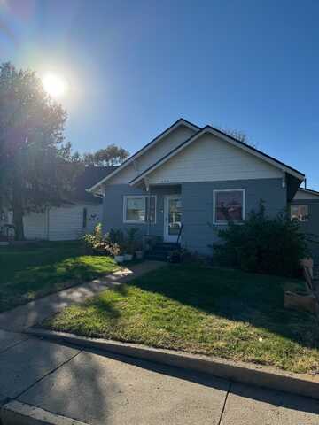 405 Blake St, Wray, CO 80758