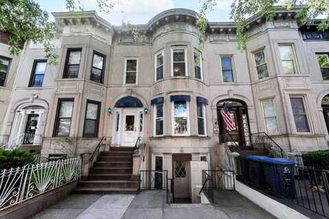 446 Bay Ridge Parkway, Brooklyn, NY 11209