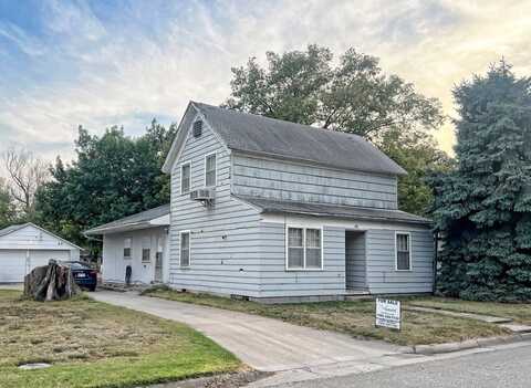 307 Elm St, Glasco, KS 67445