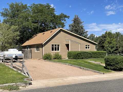 329 Douglas St., Imperial, NE 69033