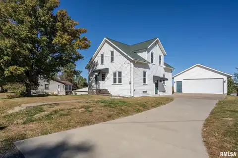 304 WALNUT Street, Dixon, IA 52745