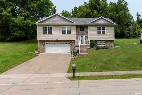 3816 W 13TH Street, Davenport, IA 52804