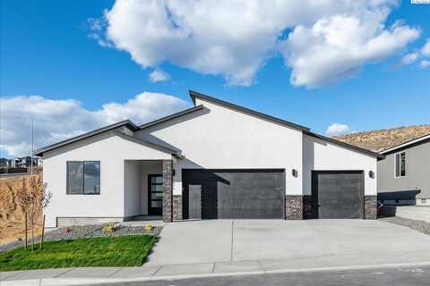 6676 W 27th Ave, Kennewick, WA 99338