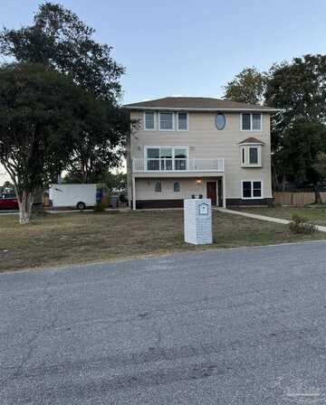 8156 Pompano St, Navarre, FL 32566