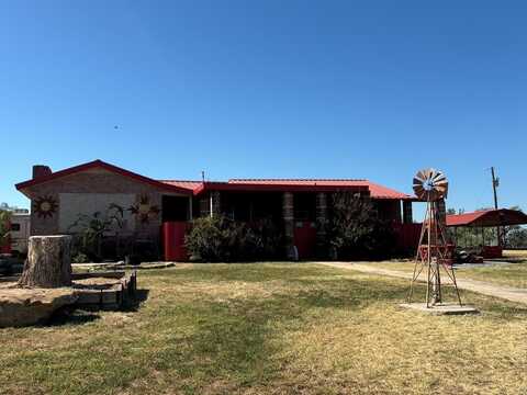 297 County Rd 221, Snyder, TX 79549