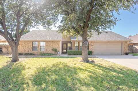 2901 Wydewood Dr, Midland, TX 79707