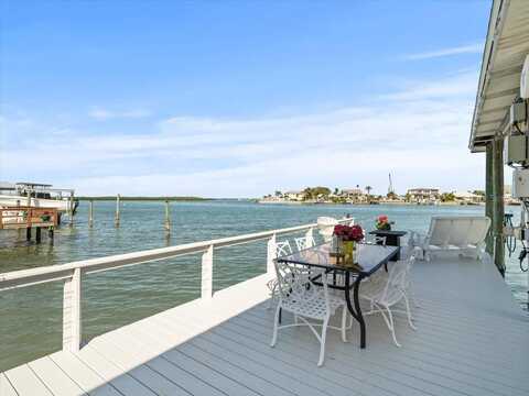 845 BAY ESPLANADE, CLEARWATER, FL 33767