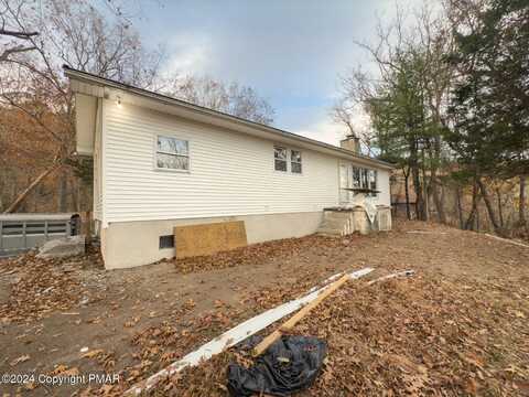 295 Lower Lakeview Drive, East Stroudsburg, PA 18302