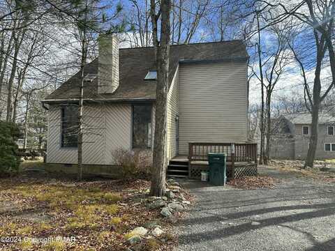 485 Country Place Drive, Tobyhanna, PA 18466