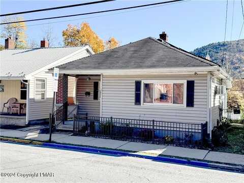 596 Mauch Chunk Road, Palmerton, PA 18071