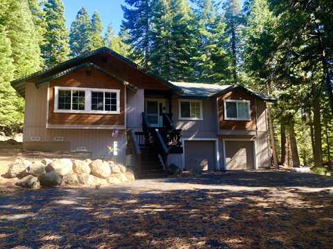 806 Lake Ridge Road, Lake Almanor, CA 96137