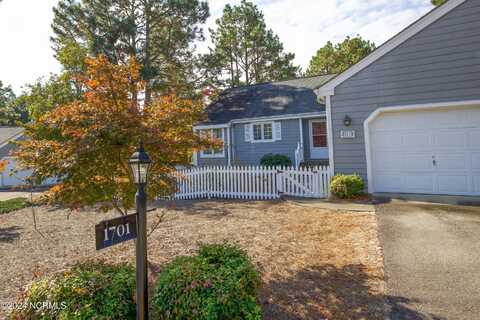 1701 Cabot Circle, Pinehurst, NC 28374