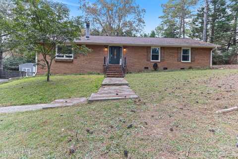 206 Haldane Drive, Southern Pines, NC 28387