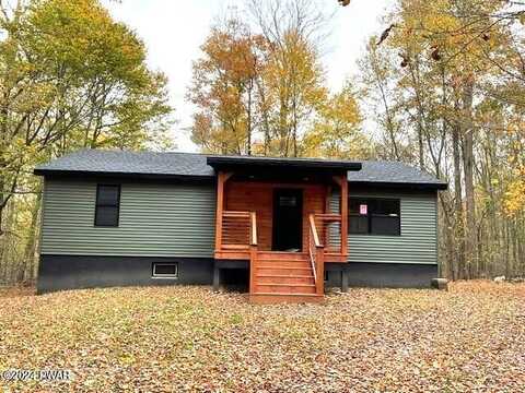 52 Chipmunk Lane, Madison Township, PA 18444