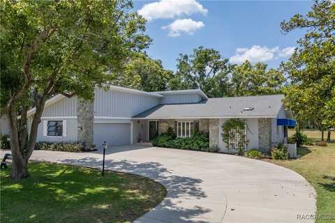 14 Graytwig Court W, Homosassa, FL 34446