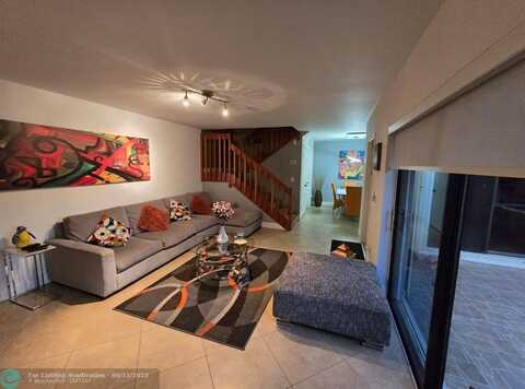 5525 NW 59th Place, Tamarac, FL 33319