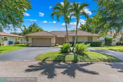 8348 NW 7th St, Coral Springs, FL 33071