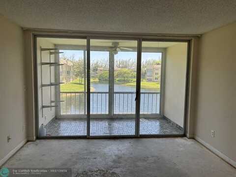 5901 NW 61st Ave, Tamarac, FL 33319