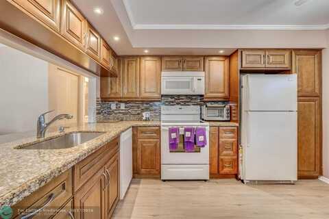 2524 NW 104th Ave, Sunrise, FL 33322