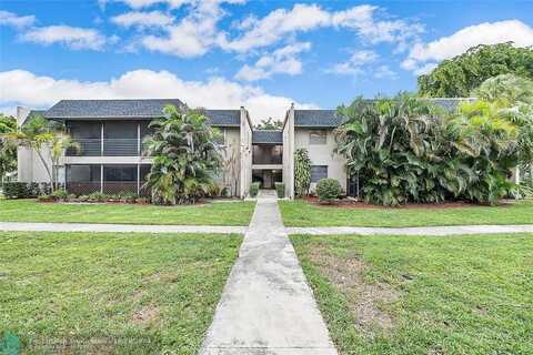 2810 Riverside Dr, Coral Springs, FL 33065