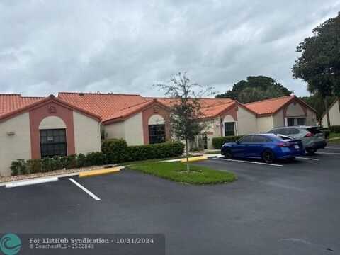 84 Centennial Ct, Deerfield Beach, FL 33442