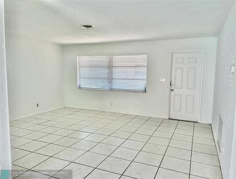 1121 SE 22nd Ave, Pompano Beach, FL 33062