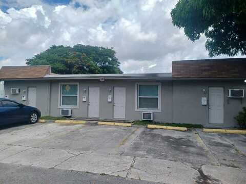 24 SW 13th St, Dania Beach, FL 33004