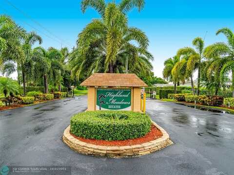 5375 NW 4th Ter, Deerfield Beach, FL 33064