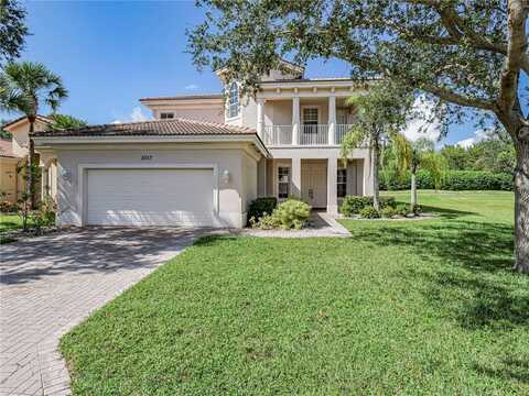 2017 Plainfield Drive SW, Vero Beach, FL 32968