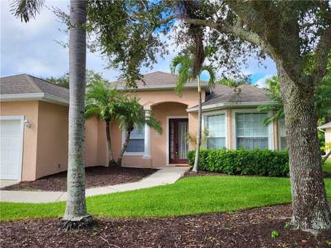 5105 E 1st Square SW, Vero Beach, FL 32968