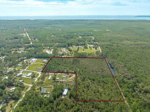 317 Paradise Ln, Apalachicola, FL 32320