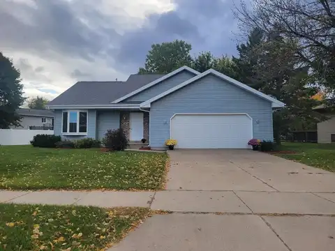 2213 S DRIFTWOOD Lane, APPLETON, WI 54915