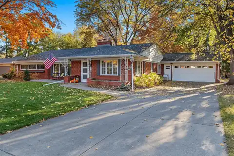 832 E ST FRANCIS Road, DE PERE, WI 54115