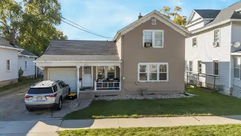 813 CENTRAL Street, OSHKOSH, WI 54901