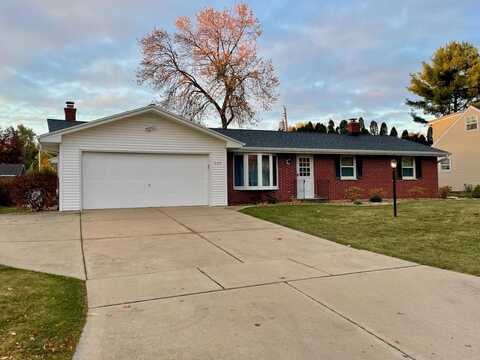 344 CUSTER Court, GREEN BAY, WI 54301