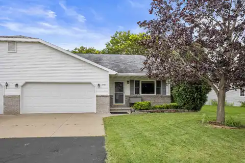 W2861 BROOKHAVEN Drive, APPLETON, WI 54915