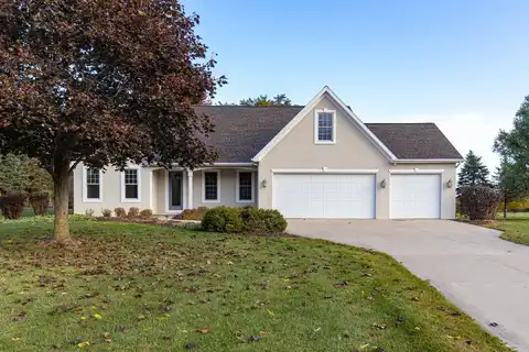 W9246 LAMISE Way, HORTONVILLE, WI 54944