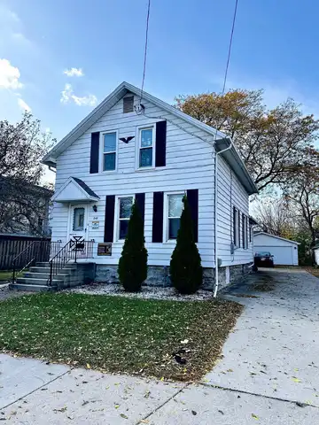 845 WISCONSIN Street, OSHKOSH, WI 54901