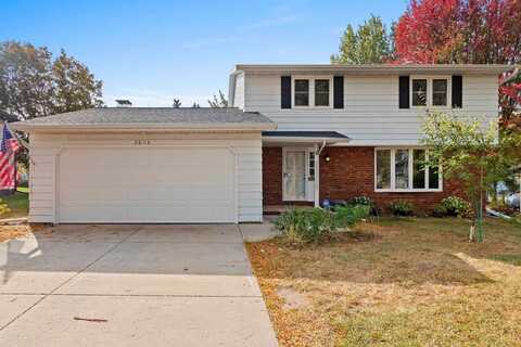 2638 MARY JO Court, GREEN BAY, WI 54311