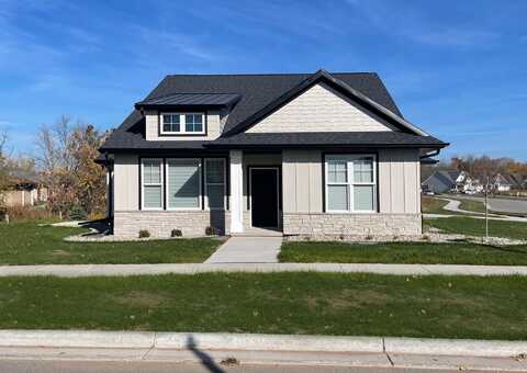 531 LEMERE Court, GREEN BAY, WI 54313